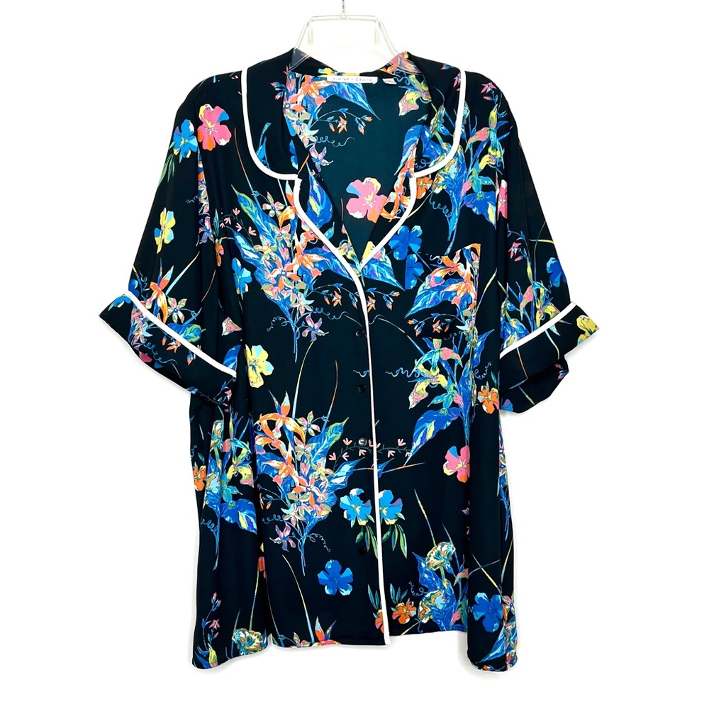 Violet & Claire Floral Short Sleeve Button Down Shirt 3X Black